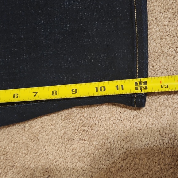 Levi's Bermuda Shorts, like new, size 27 - Picture 8 of 9